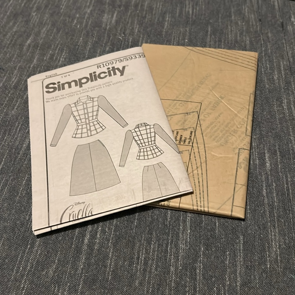Simplicity R10979/S9339 sizes 14-22 - Picture 3 of 3